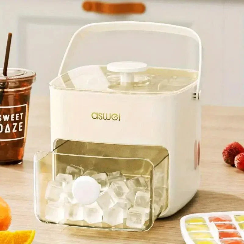 Portable Ice Compartment Cube Mold Plastic Ice Making Box and Ice Cube Holder V528-ICE-CUBE-MOLD-120429