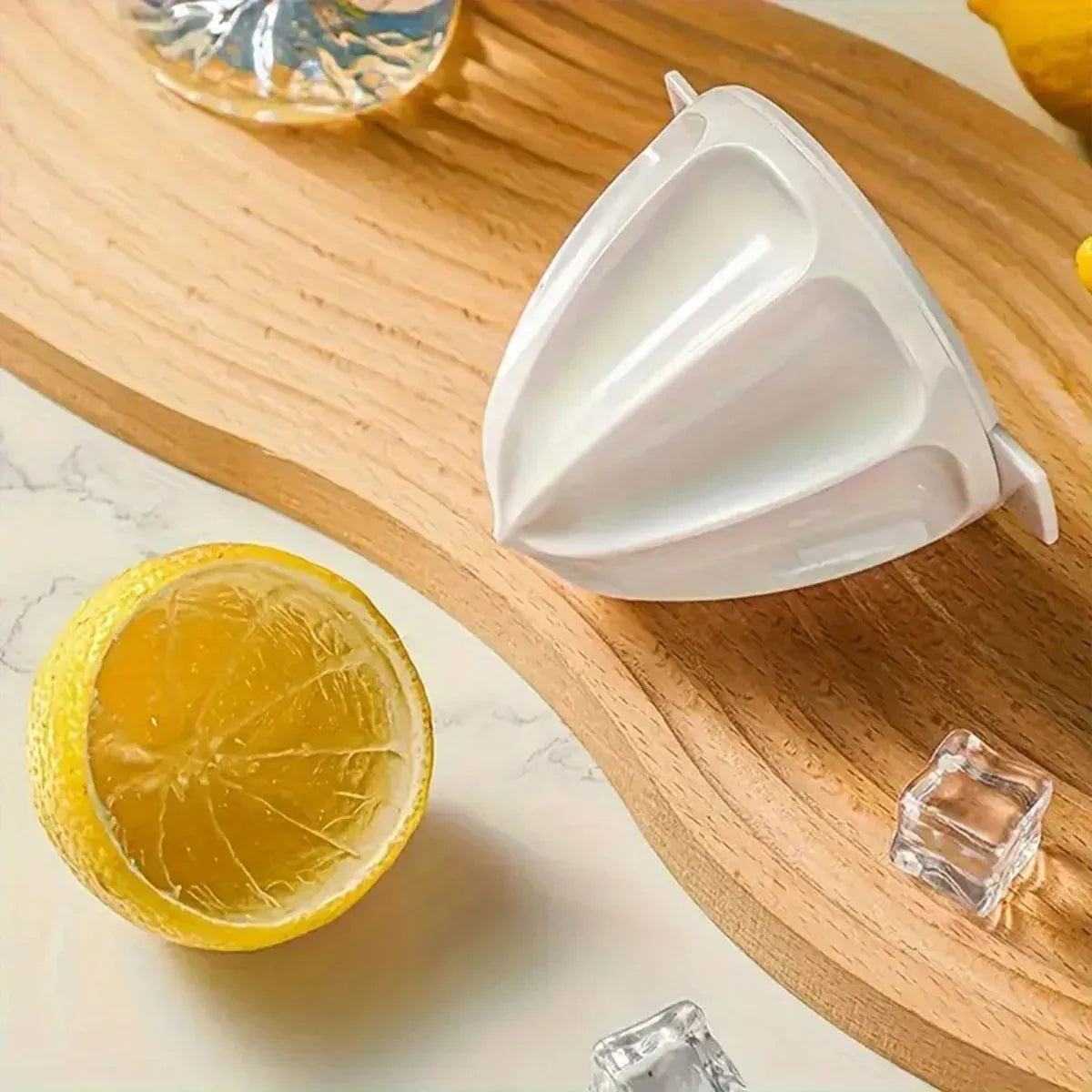 Manual Juice Extractor for Orange Lemon Home Citrus Juicer Hand Compressor - Green V528-JUICE-PRESS-GREEN-595104