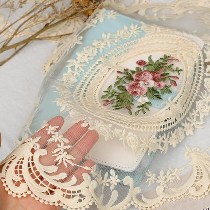 4 Pack Retro Lace Oval Placemats 31x42cm French Crochet Doilies 4 Colors Set - White V528-LACE-PLACEMAT-WHITE-4PCS-909133