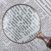1PCS Vintage Ebony Handle Handheld Metal Magnifier Classical Nostalgic Gift Box V528-MAGNIFIER-644851