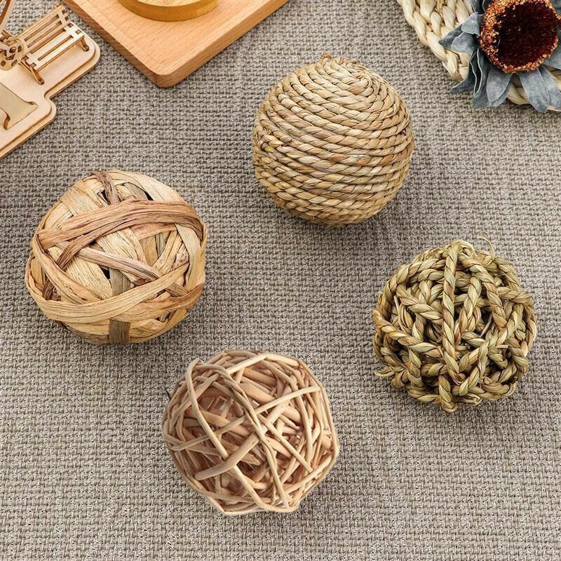 4/5PCS Pet Balls Rabbit Toys Bunny Straw Rattan Woven Chewing Ball Biting Toys - 5PCS