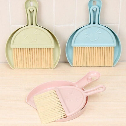 Mini Desktop Sweep Cleaning Brush Keyboard Brush Small Broom Dustpan Set - Green V528-MINIBROOM-GREEN-91678