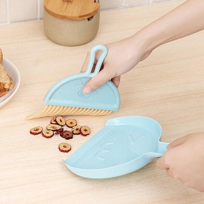 Mini Desktop Sweep Cleaning Brush Keyboard Brush Small Broom Dustpan Set - Green V528-MINIBROOM-GREEN-91678