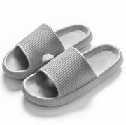 Ultra-Soft Pillow Slides EVA Slippers for Indoor Outdoor Use - Thick Anti-Slip Sole - Black 36-37 V528-PBL-BLACK36-3779807