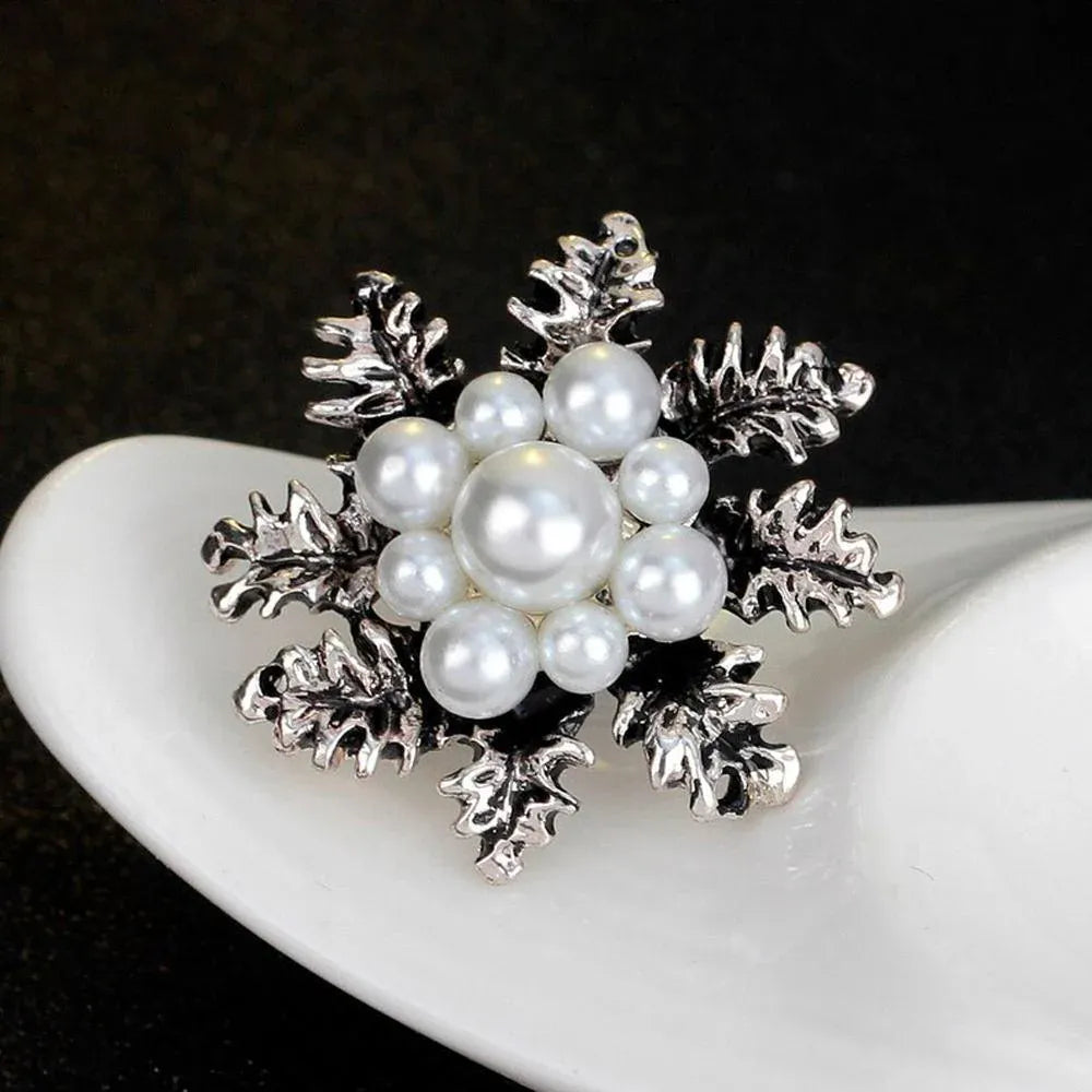 Imitation Pearl Brooch Elegant Jewelry Fashion Accessory Women Ladies Gift - Sliver V528-SN120-SLIVER-178178