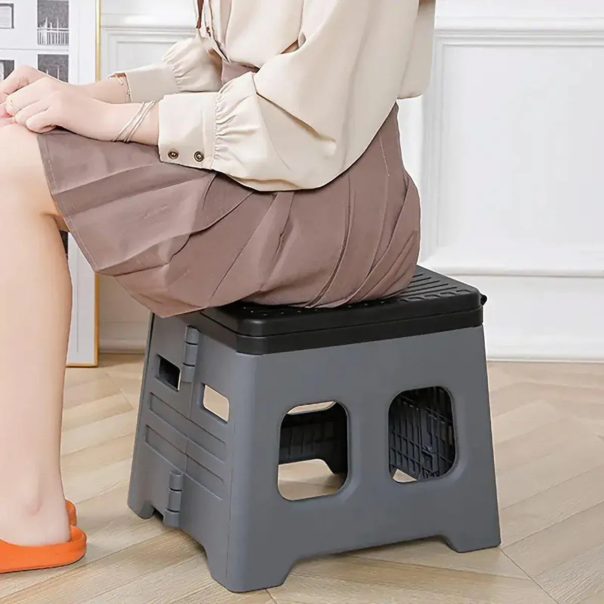 Outdoor Travel Toilet Portable Folding Stool Seat for Camping Hiking and Outdoor - Green V528-STOOL-GREEN-621117
