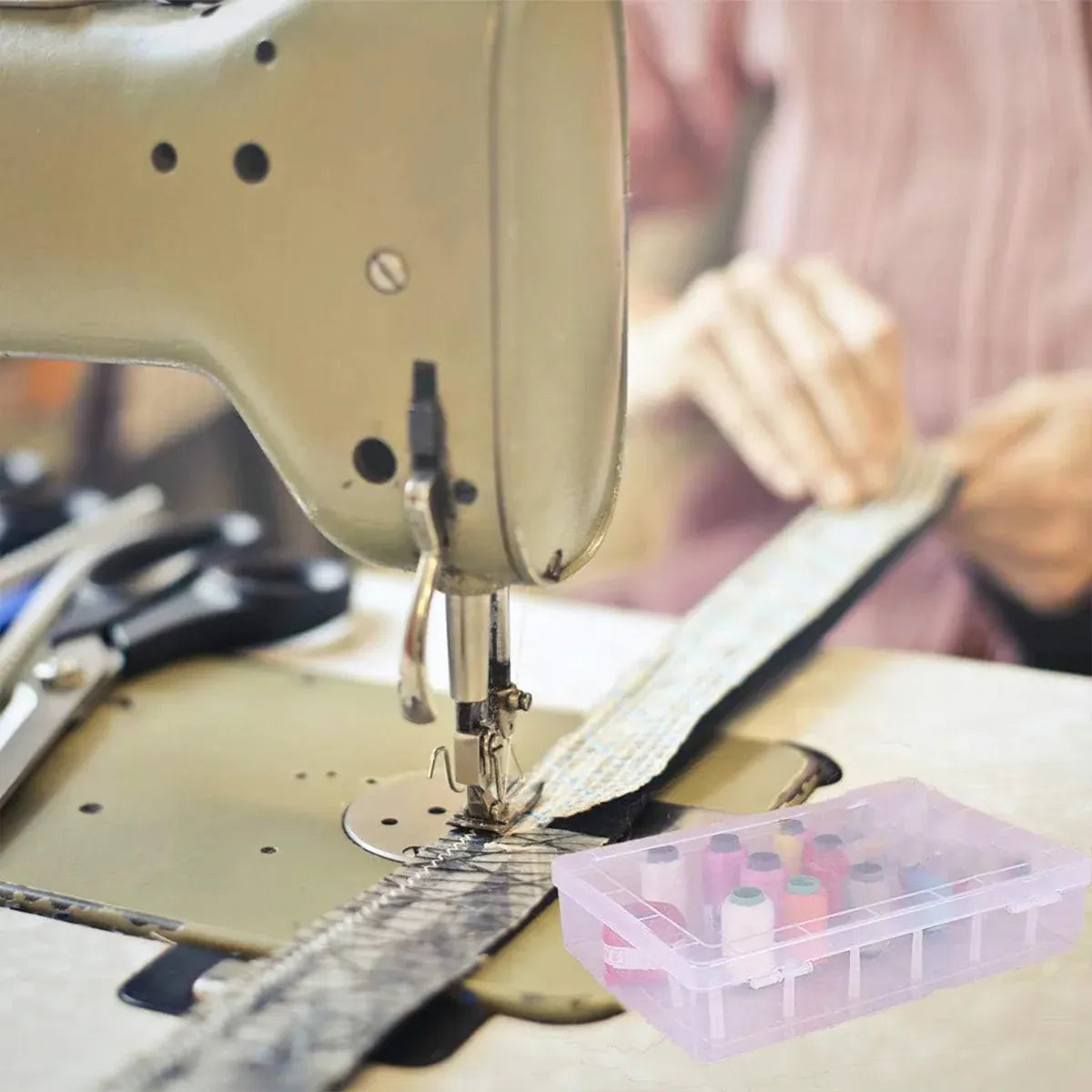 42 Spool Sewing Thread Storage Box Embroidery Bobbin Case Holder Organizer V528-STORAGEBO-14255