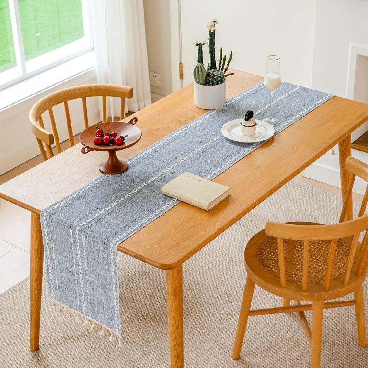 Solid Colour Woven Hollow Fringe Table Runner Home Dining Tablecloth Decoration - 33x183cm-Green V528-TR-GREEN-33-183-730865
