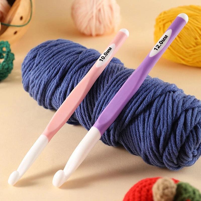 4pcs Weave Yarn Craft Tools Ergonomic Handle Non-Slip Knitting Needles Crochet Hooks V528-XJ00501-4PCS-681759