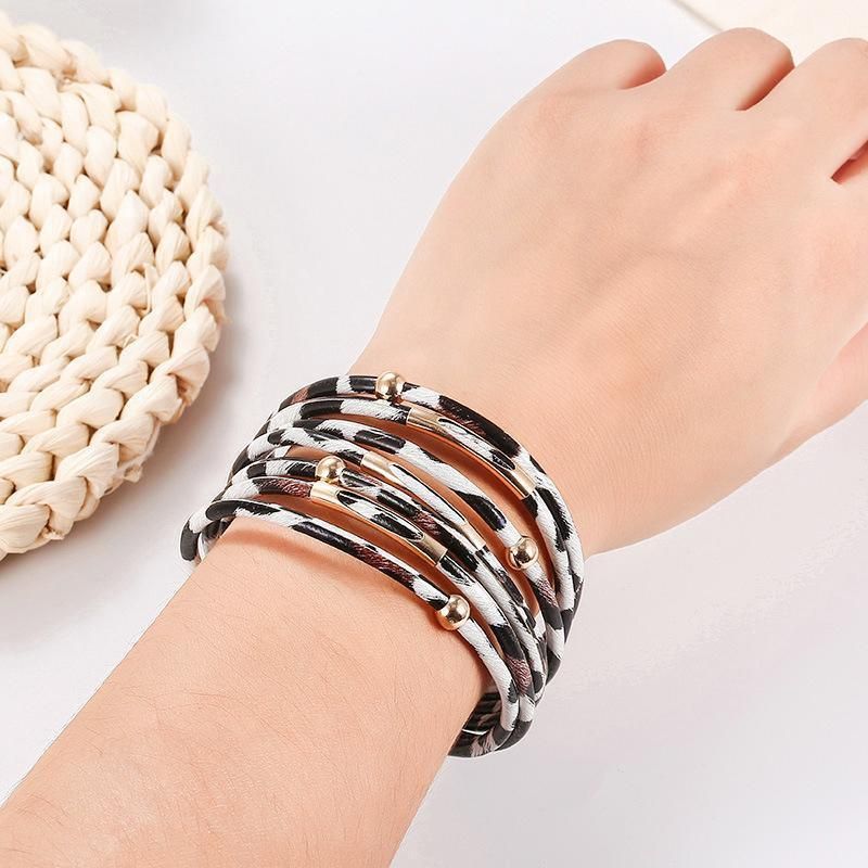 Fashion Snap Lock Leather Bohemian Leopard Print Bangle Stylish Bracelet Gift - White V528-ZK00124-WHITE-152092