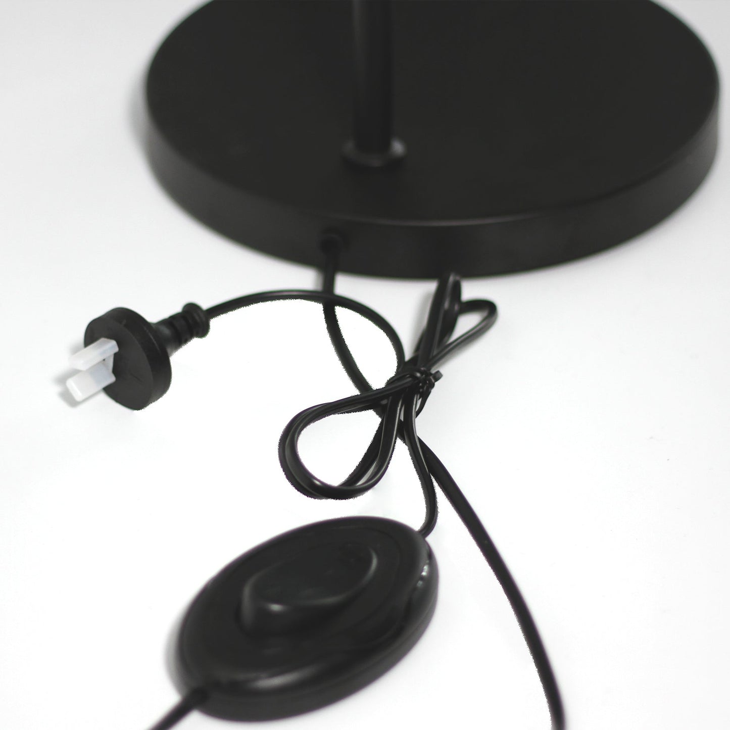 Rabea Floor Lamp V558-LL-27-0122