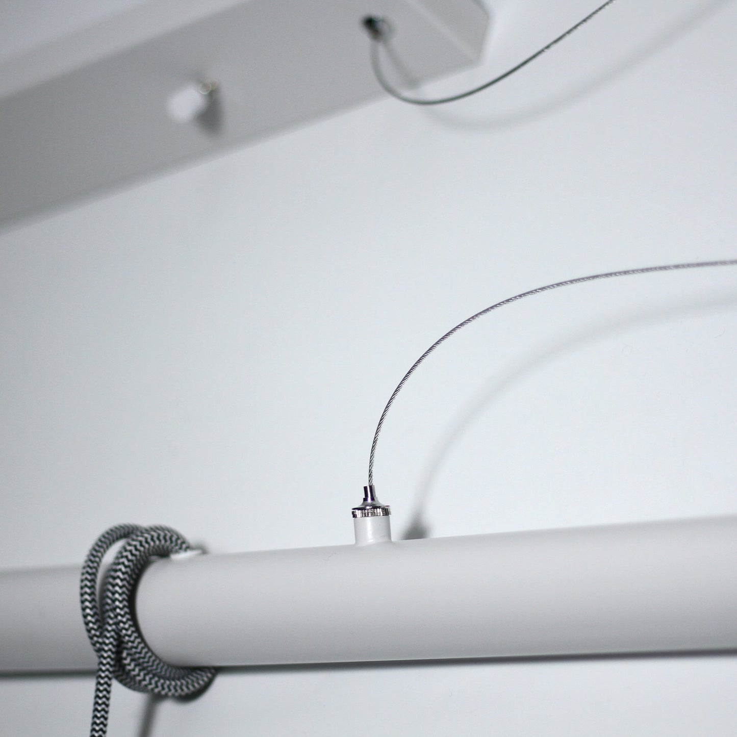 Bikkel 4 Lights Pendant Light - White V558-LL002PL071W