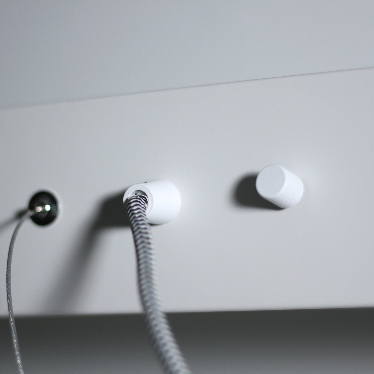 Bikkel 4 Lights Pendant Light - White V558-LL002PL071W