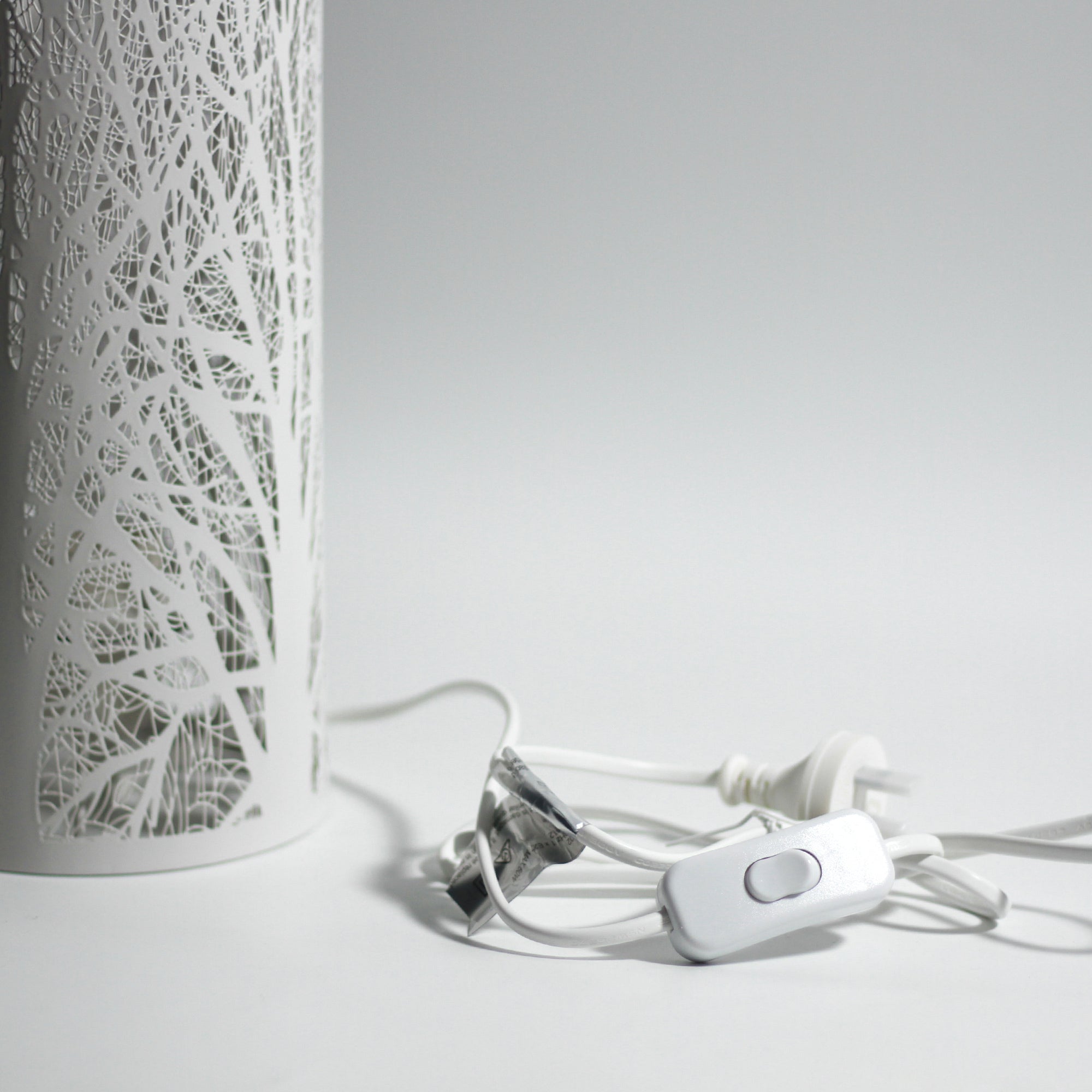 White Forest Table Lamp V558-LO-0002