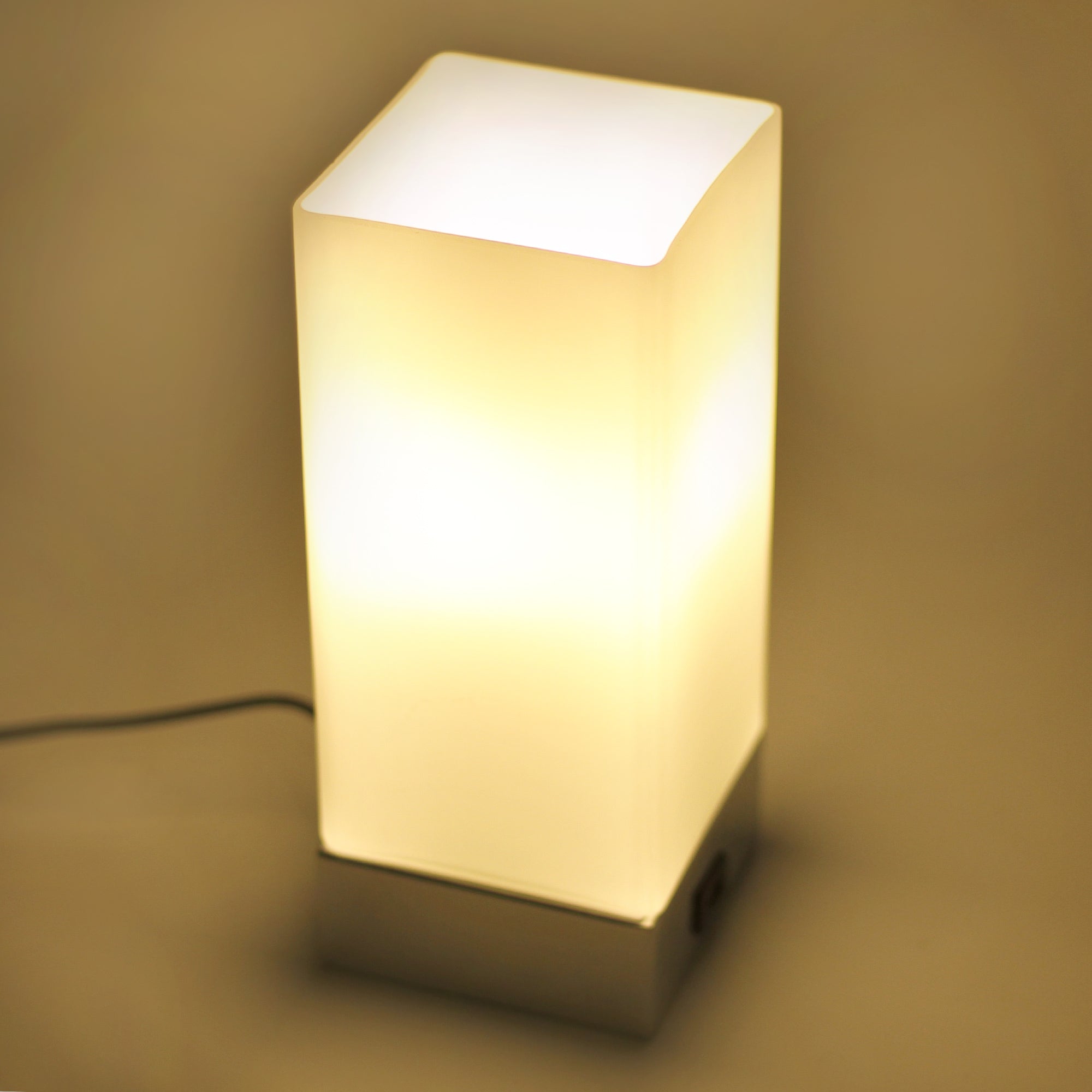 Jessica Rectangle Touch Lamp with USB Port V558-LO-0006