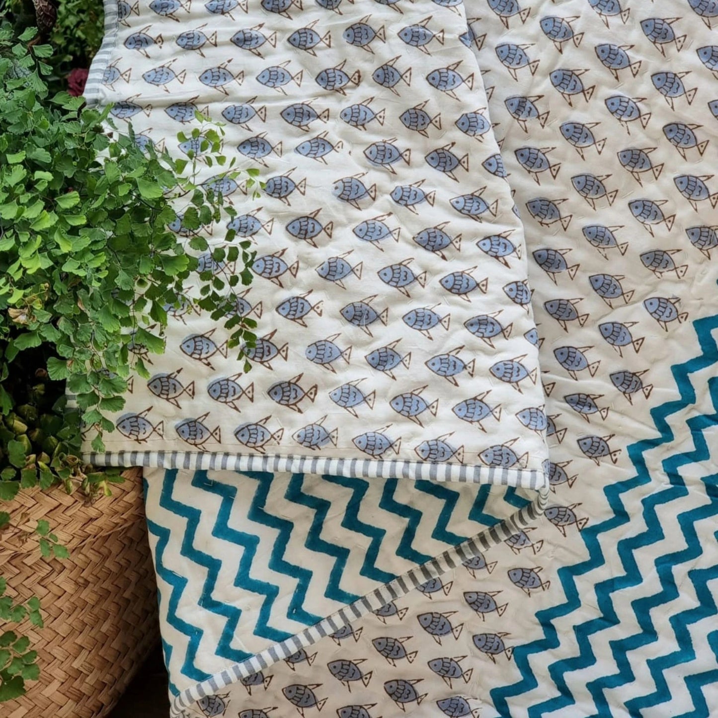 GOTS Certified Organic Cotton Reversible Baby Quilt (100x120cm) - Little Fish (Blue) V563-0005