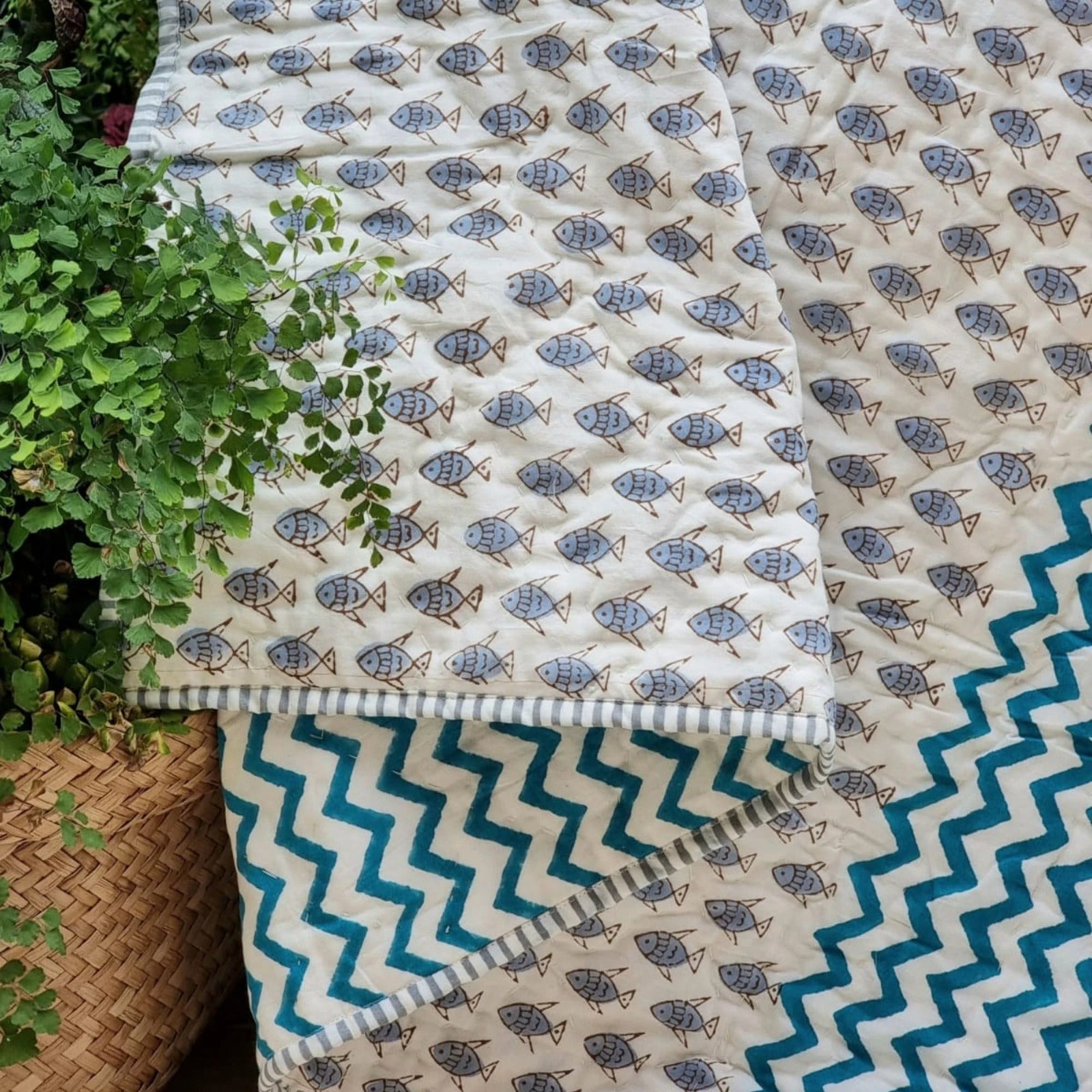 GOTS Certified Organic Cotton Reversible Baby Quilt (100x120cm) - Little Fish (Blue) V563-0005
