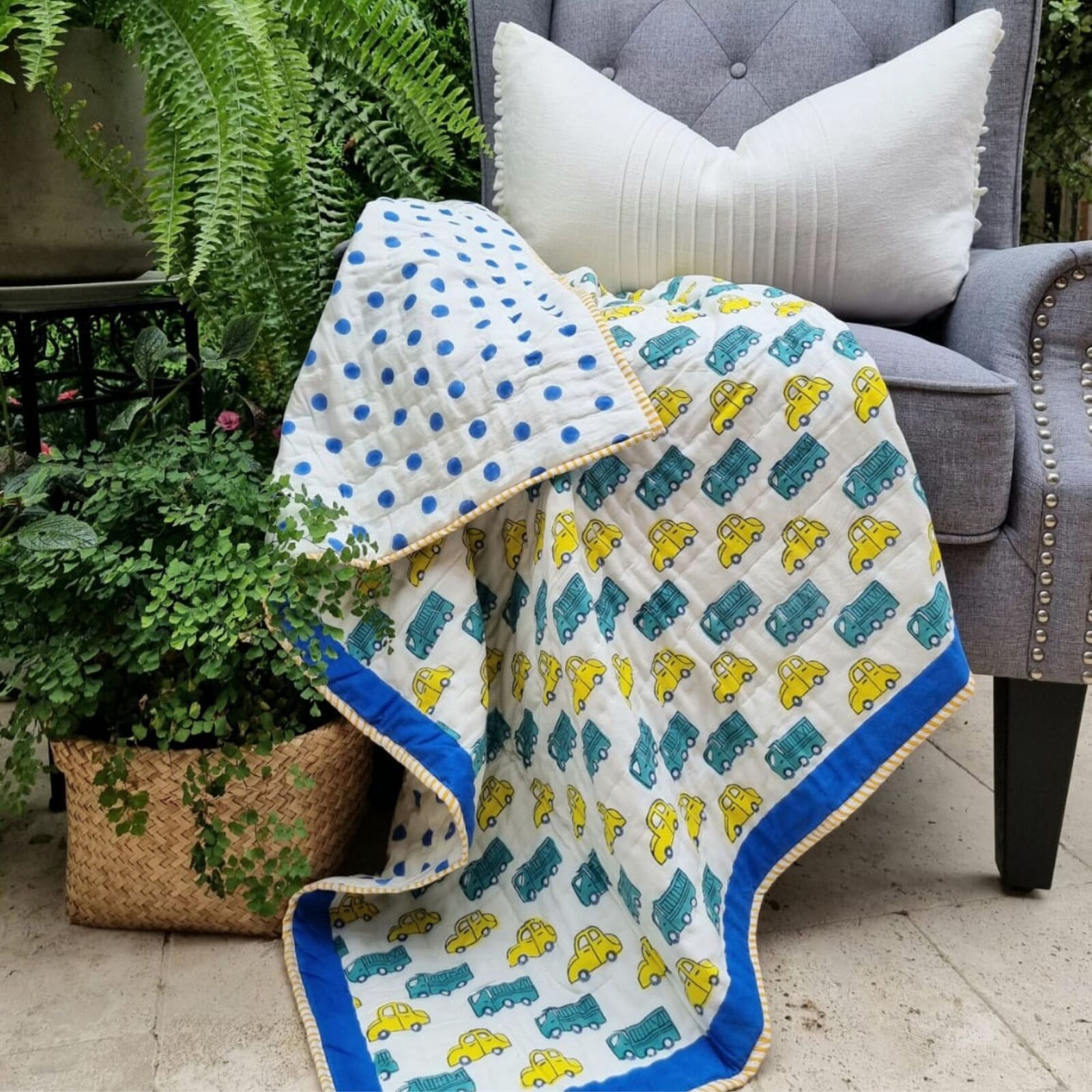 GOTS Certified Organic Cotton Reversible Baby Quilt (100x120cm) - Yellow Cars V563-0009