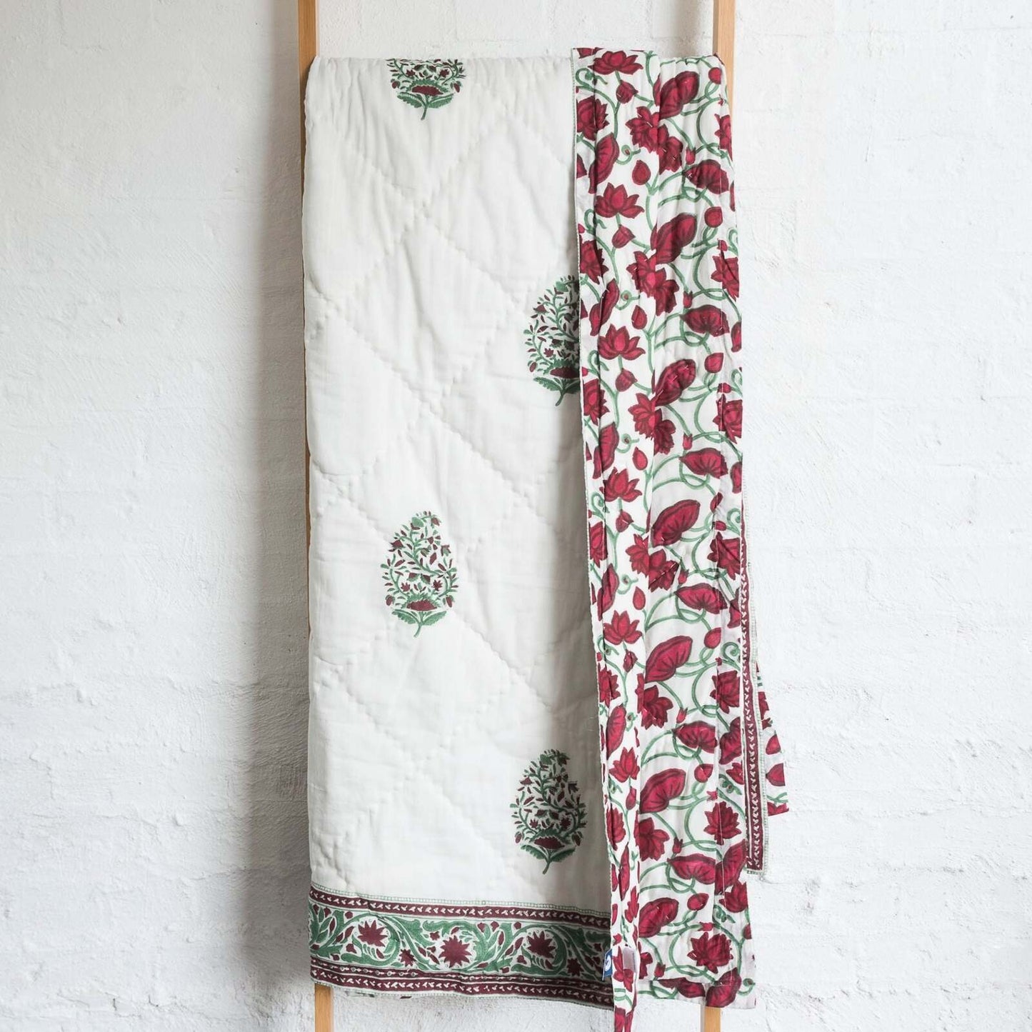 Kolka Kaner Coverlet Bedspread Quilt Bed Doona - Ruby (Queen 210cm x 210cm Size) V563-0040