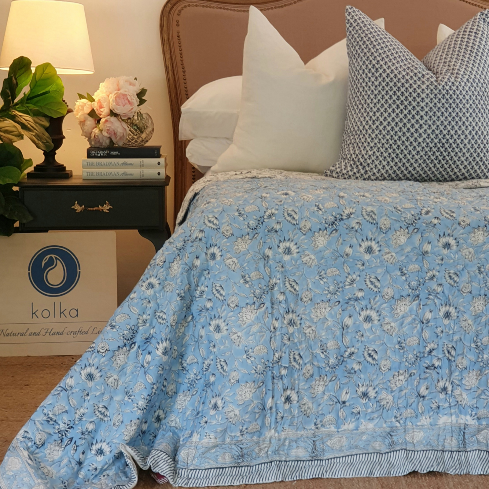 Wild Flower Ocean Reversible Quilt - Blue (Size: King 228 cm x 274 cm) V563-0097