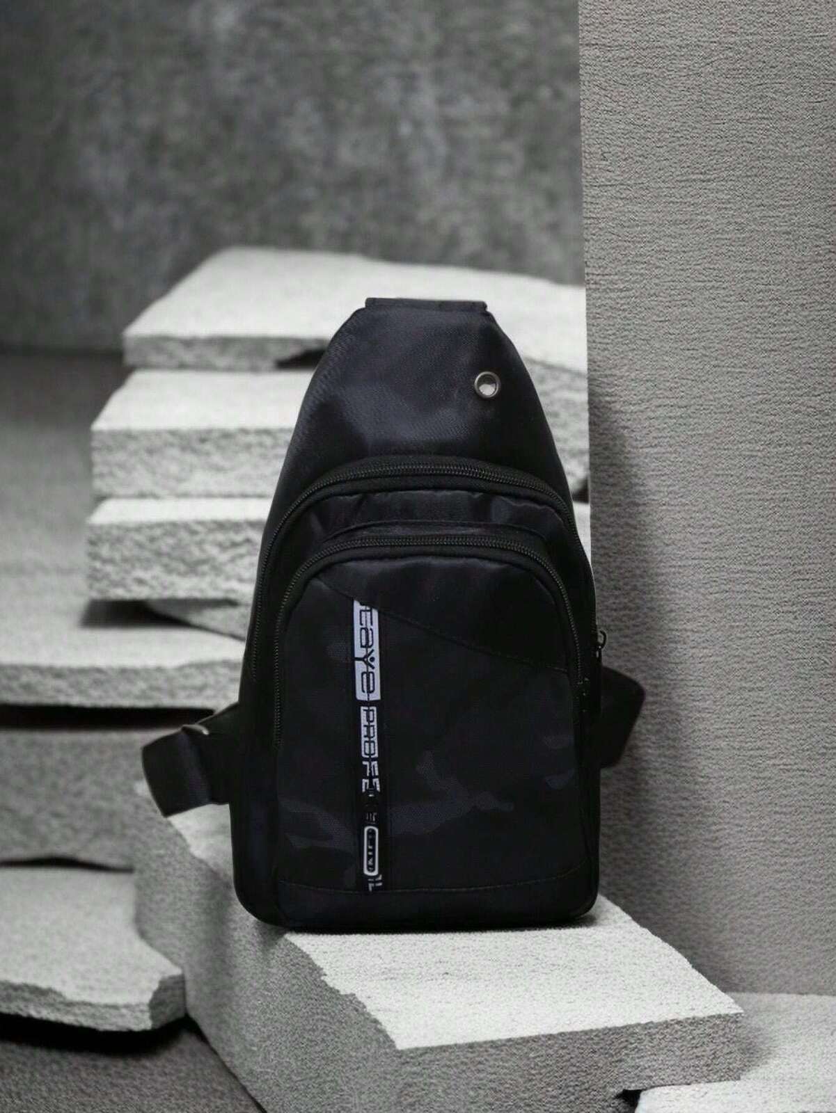 Mens Crossbody Sling Casual Chest Bag in Black V563-B527