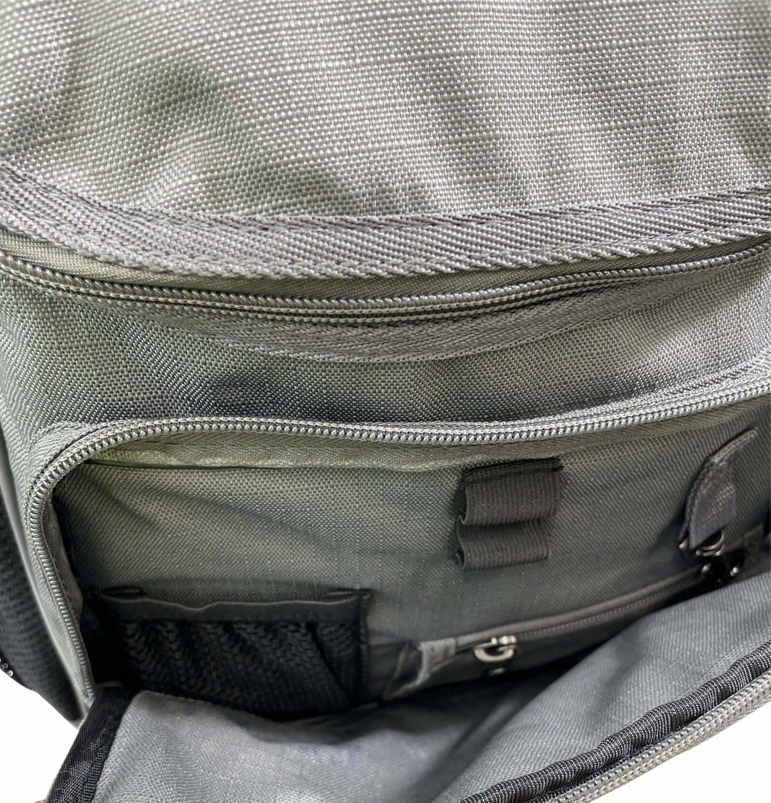 23.5L Leuts Primary Deluxe Backpack School Library Book Bag - Grey V563-B8104-GREY