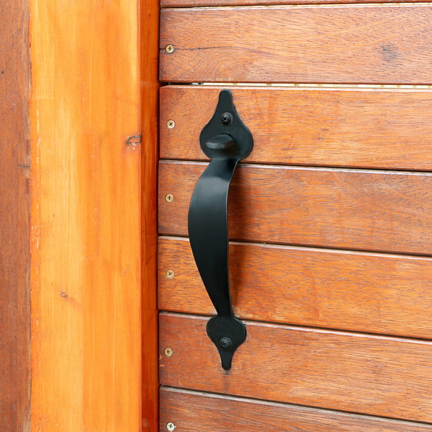 Pinnacle Hardware Gate Thumb Latch in Black V563-GHS045