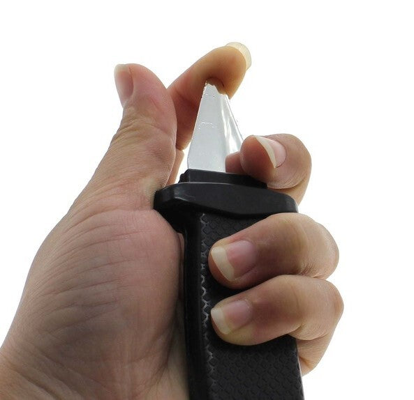 TRICKY DISAPPEARING FAKE KNIFE Prank Blade Novelty Trick Stage Toy Prop Game V563-S3010