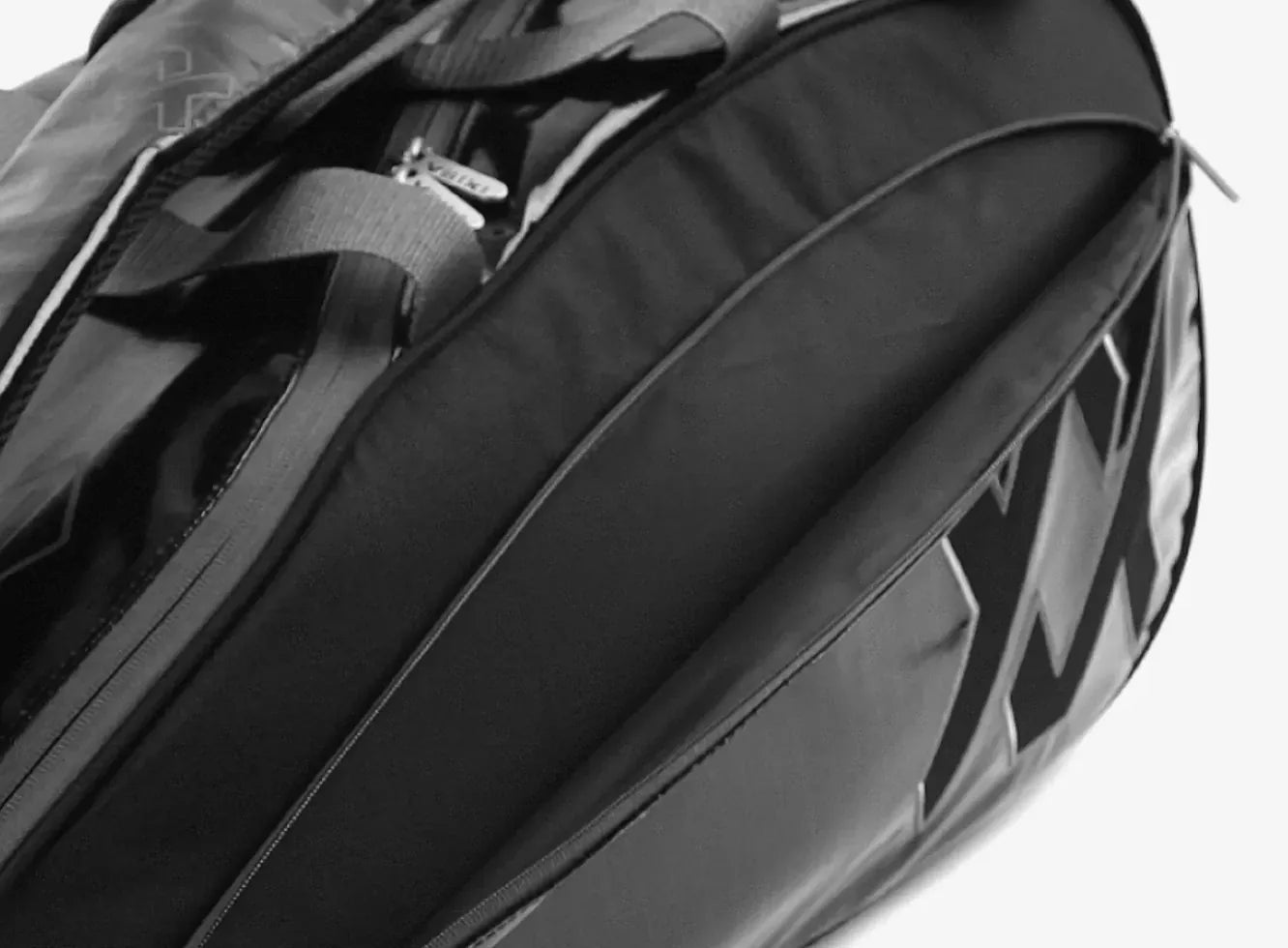 Volkl Primo Combi Tennis Bag Black / Charcoal (V72002) for 6-9 Racquets V563-TBV22PC
