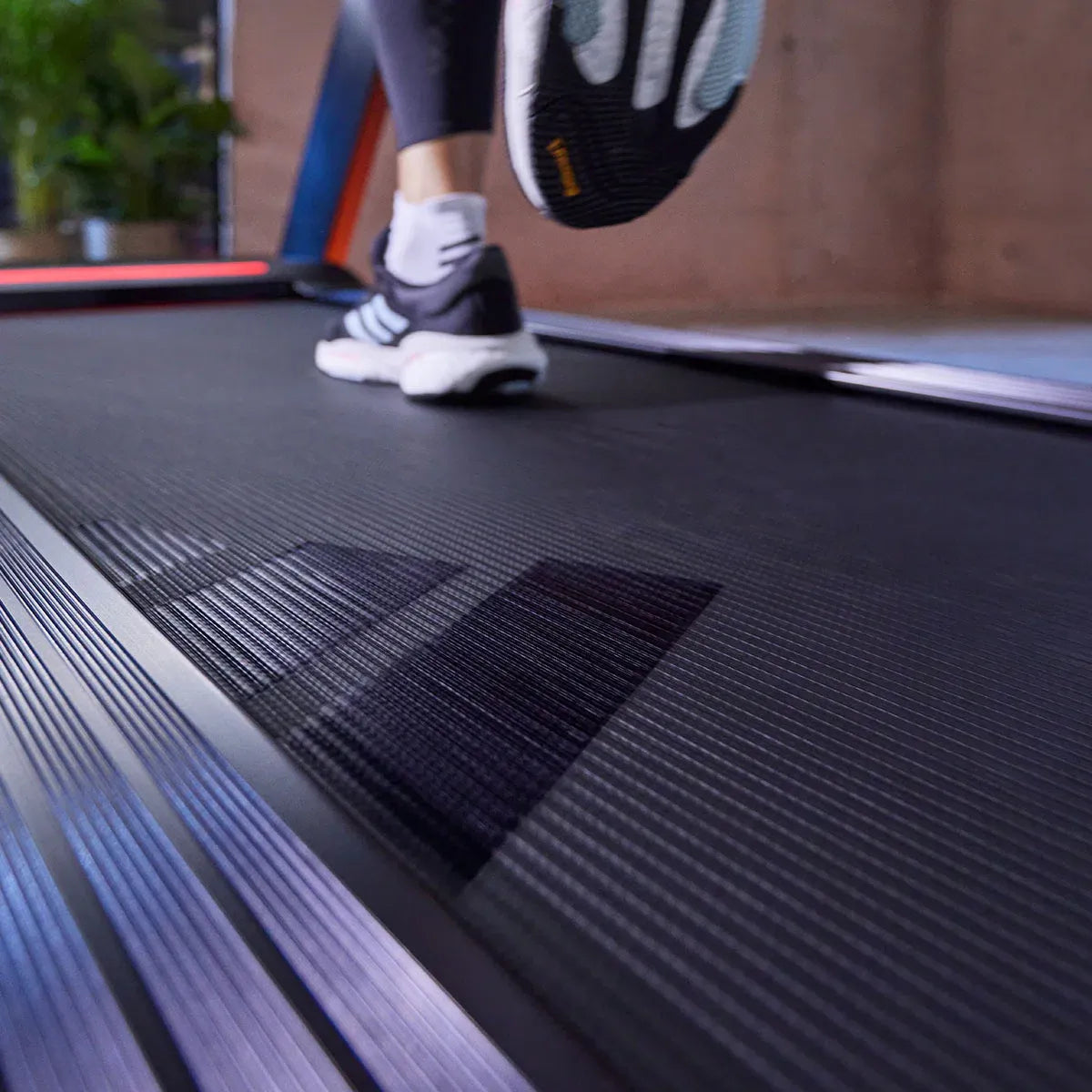 Adidas T-23 Treadmill V572-ADTM-T23