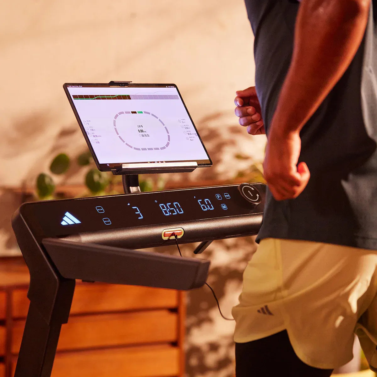 Adidas T-24c Folding Treadmill V572-ADTM-T24C