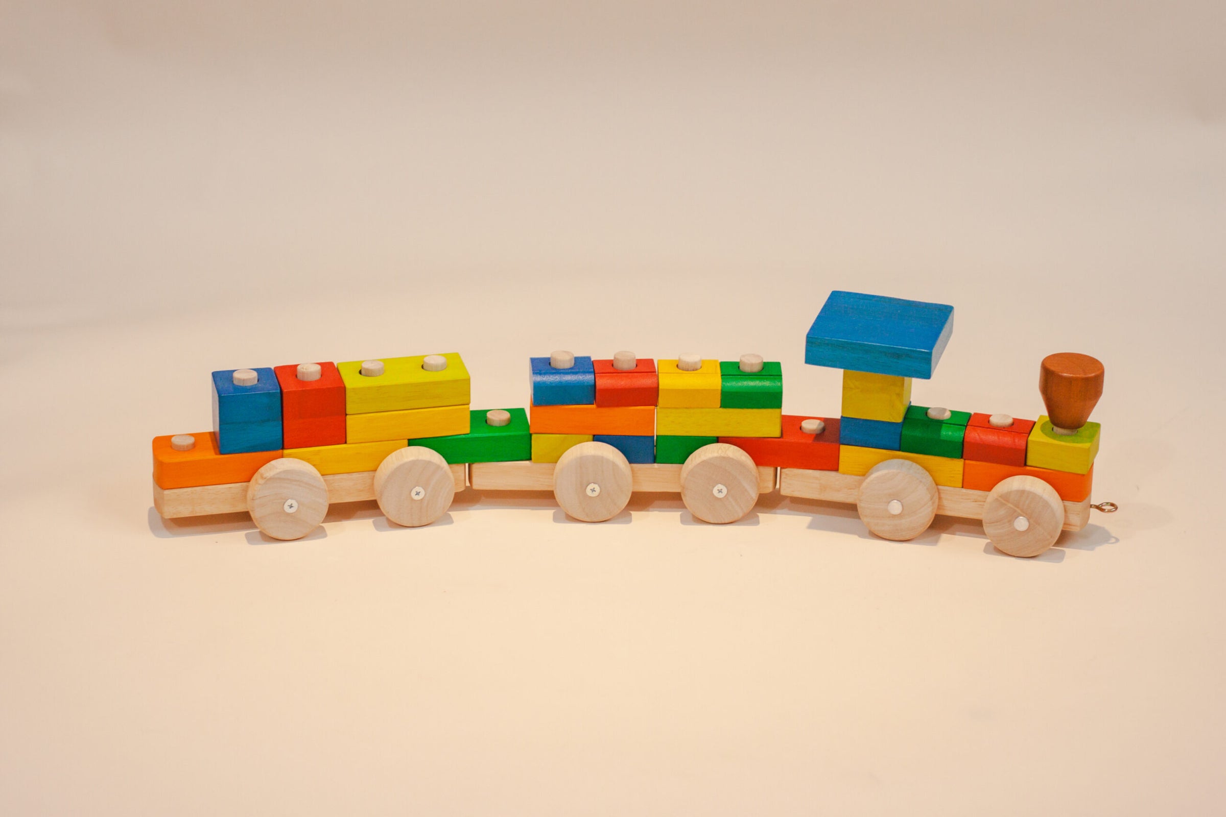 Stack & Pull Train V59-378