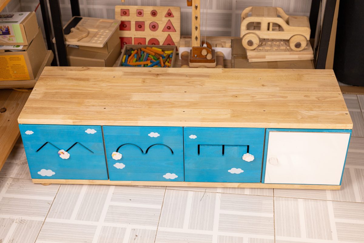 3 in 1 sensory play storage and bench V59-812