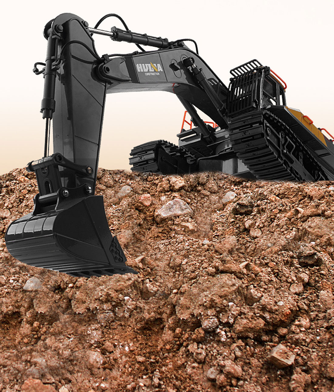 HUINA 1/14 22CH RC Alloy Excavator Construction Engineering Vehicle Toy Gift V610-TOY-RC-HN592