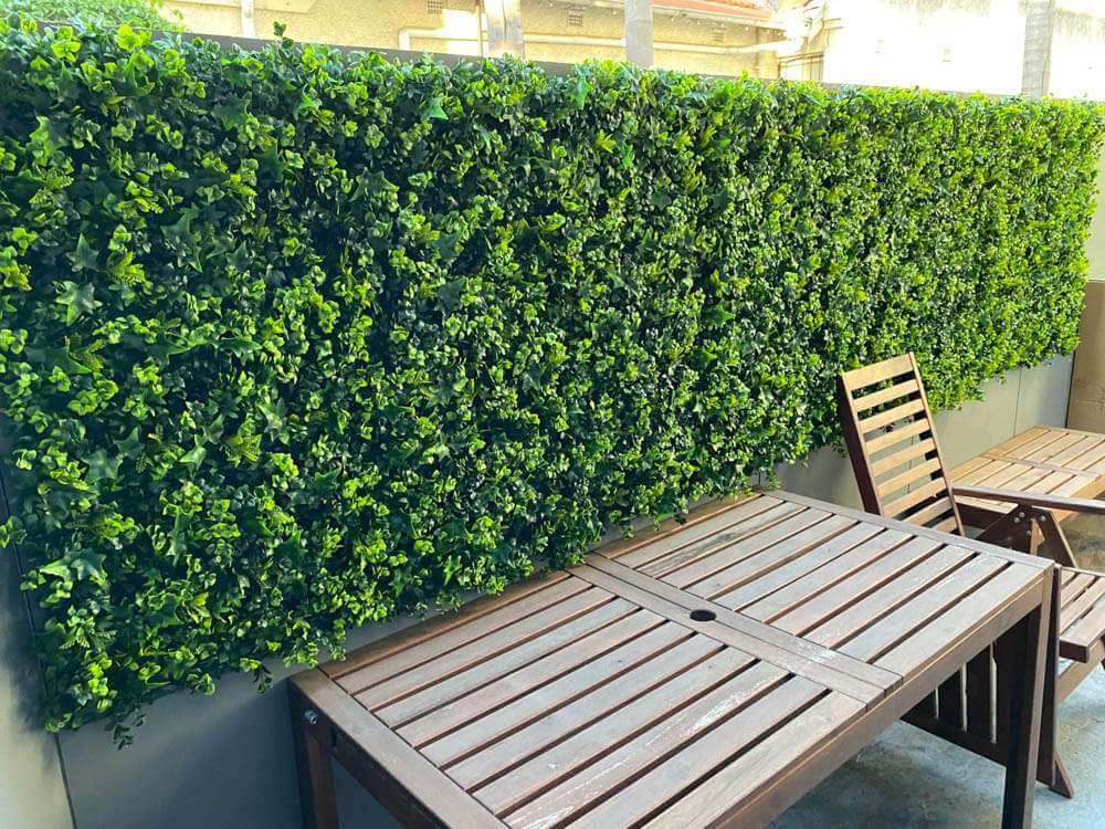 Luxury Spring Sensation Hedge Screen Green Wall Panel UV Resistant 100cm x 100cm V637-1001523