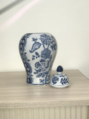 Tall Nanjing Lidded Jar 45cm V637-20960