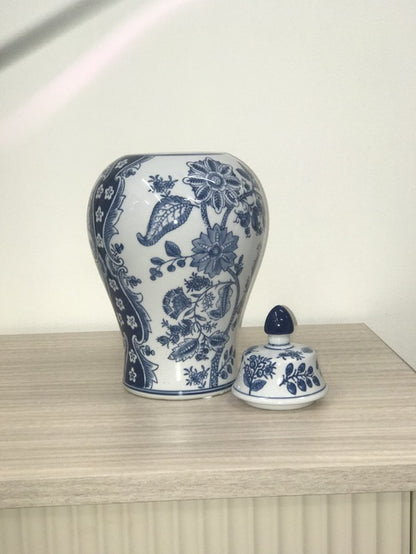 Tall Nanjing Lidded Jar 45cm V637-20960