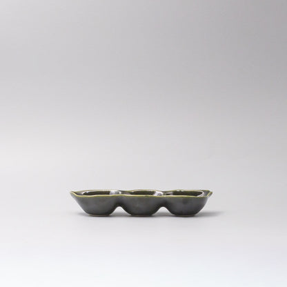Edamame Triple Pod Dish 20cm Oribe Green Glaze V637-C0119