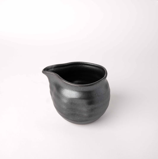 Pourer 410ml Metallic Black V637-C0335