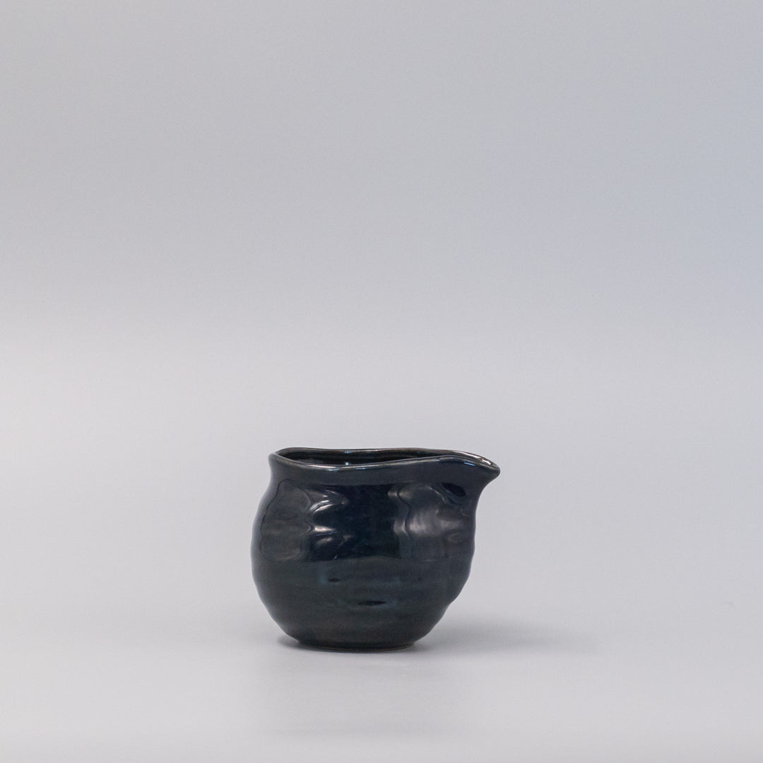 Pourer 410ml Dark Navy Glaze V637-C0336