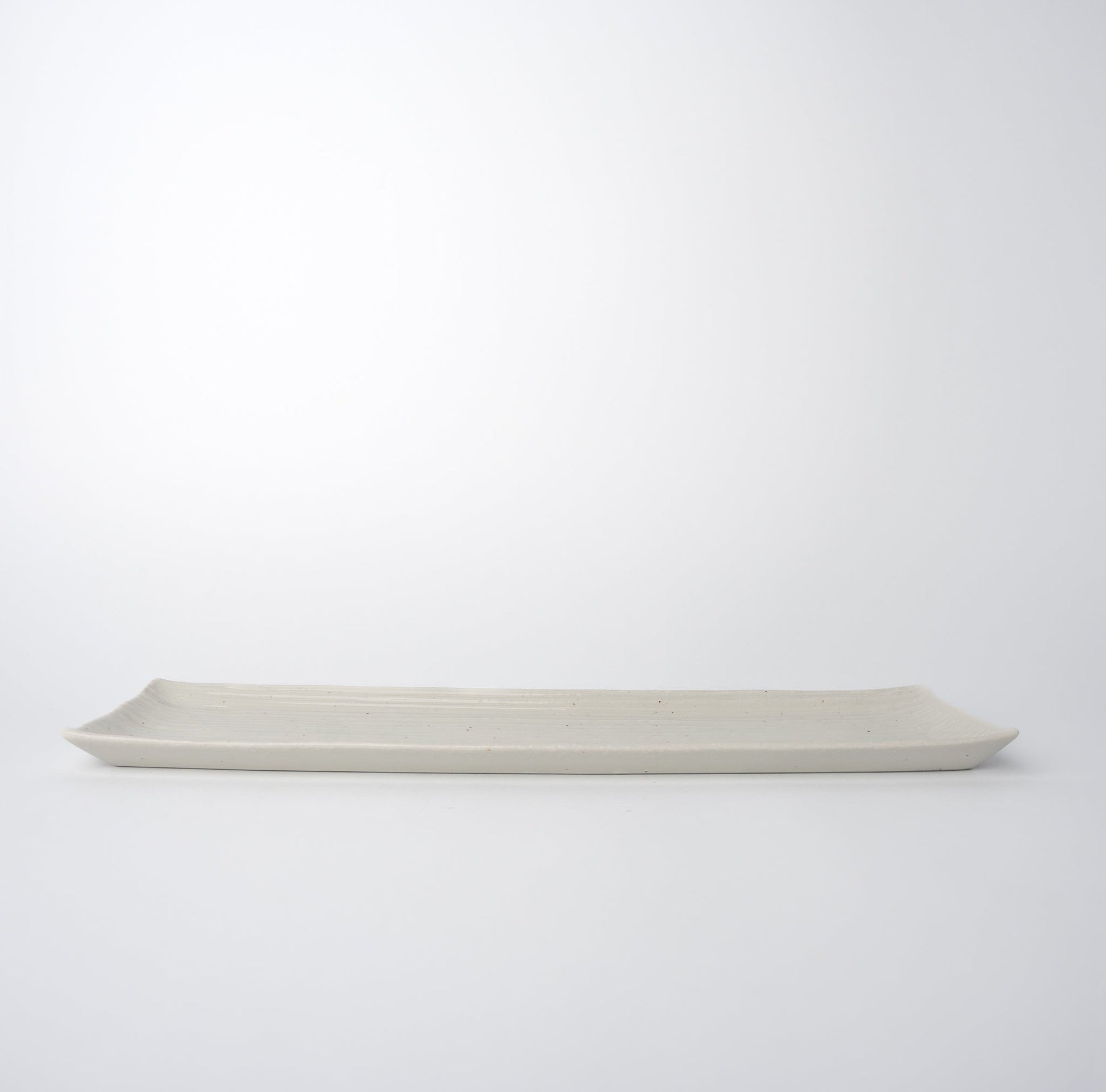 Sashimi Plate 33.2cm White Contour Glaze V637-C0364