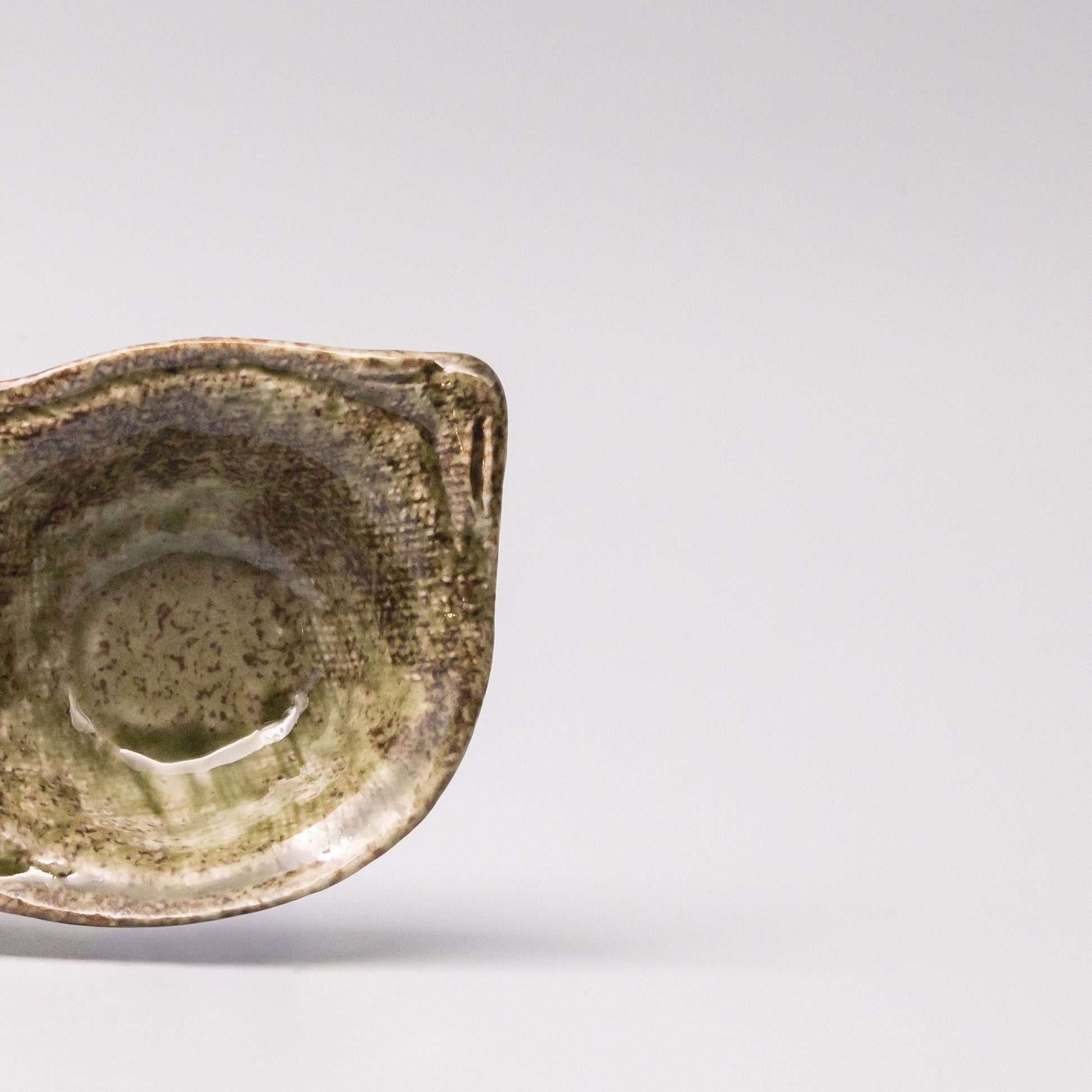Edamame Triple Pod Dish Green Glaze V637-C0383