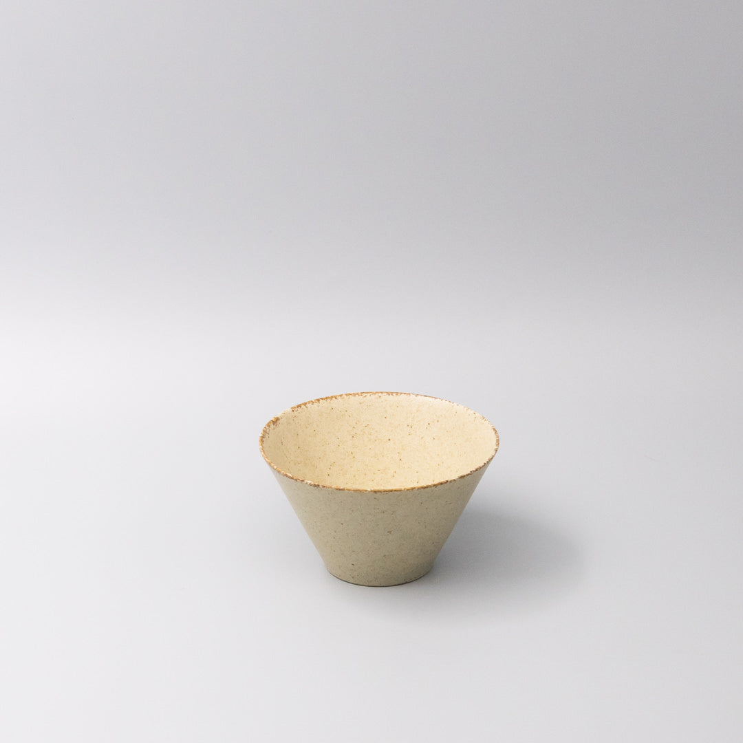 Bowl Fluted 13cm Sand Fade Glaze V637-C0400