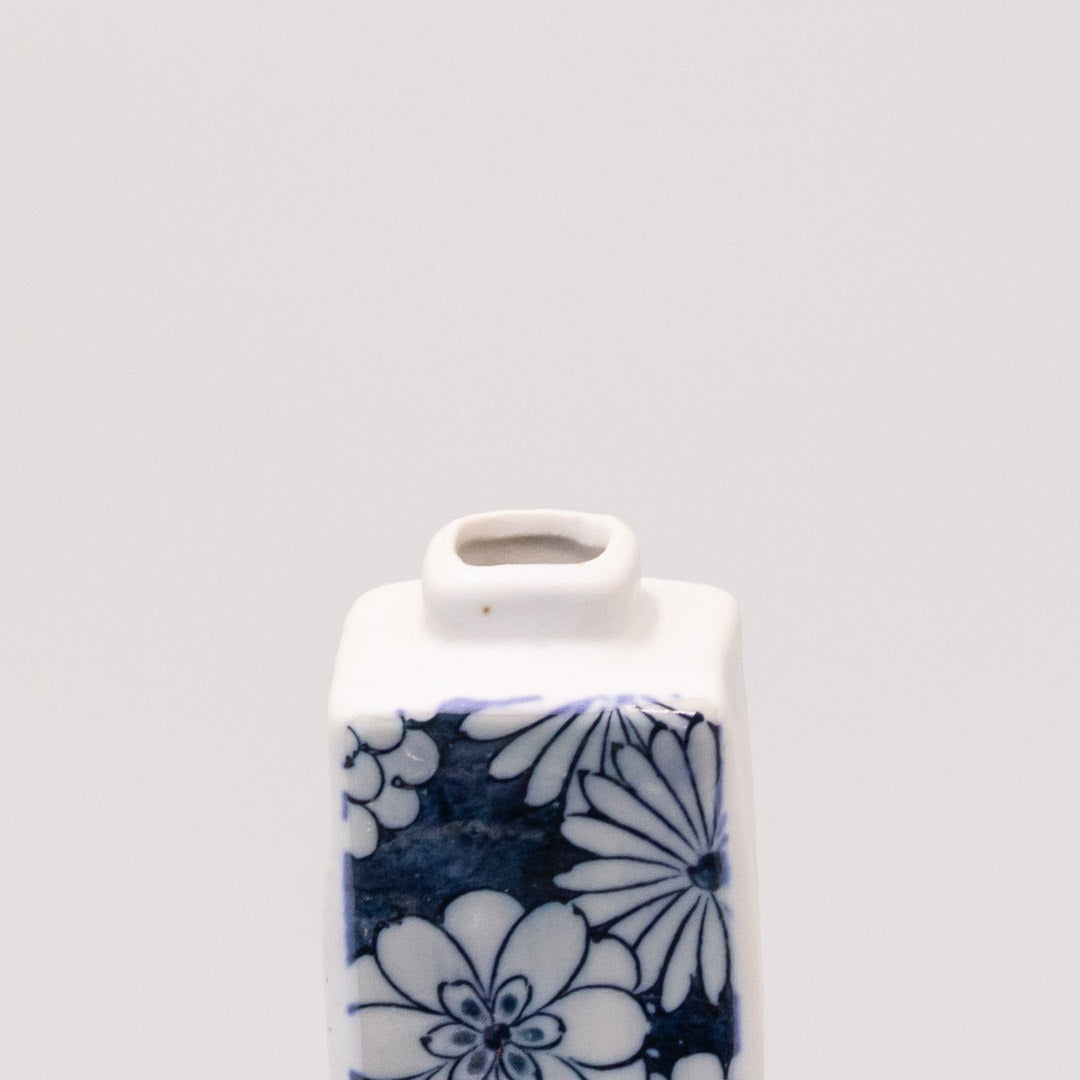 Vase Oblong White Posy V637-C0996B