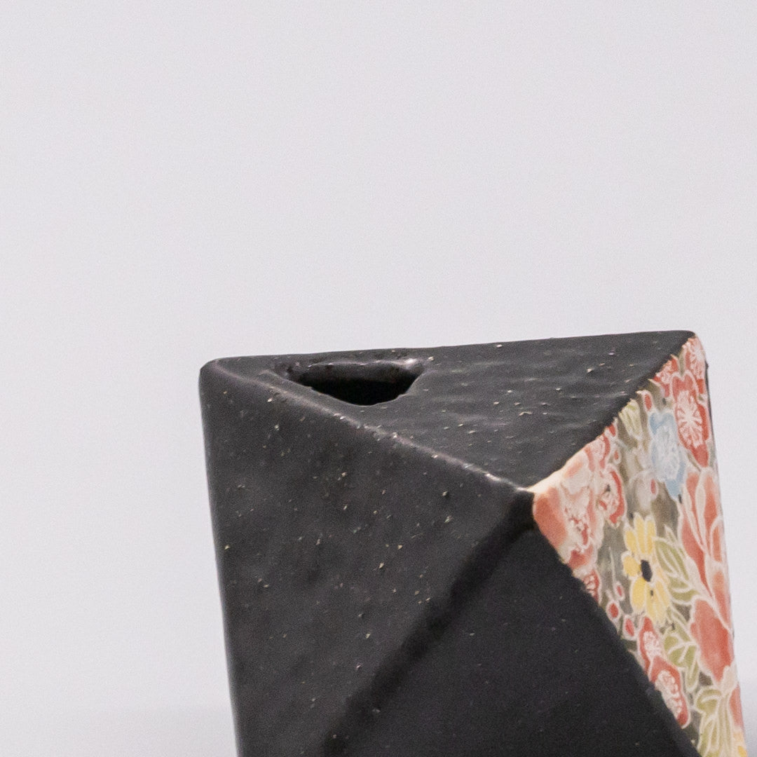 Vase Black Bright 4.5H Triangular V637-C0997D