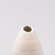 Vase Pinecone 10H White Yuzen V637-C0999B