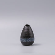 Vase Pinecone 10H Black Wave Design V637-C0999C