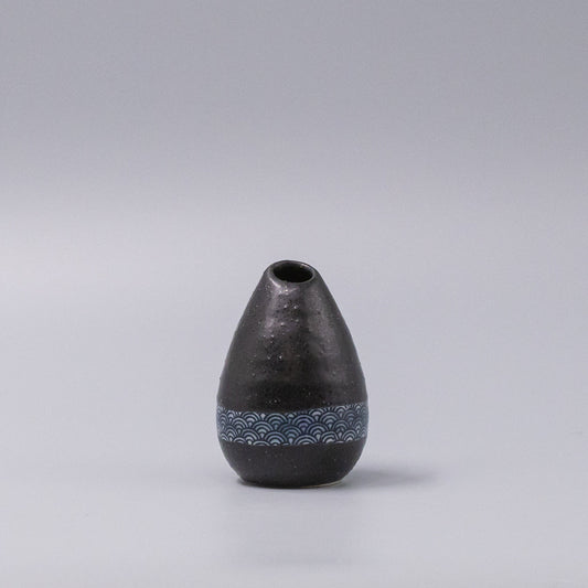 Vase Pinecone 10H Black Wave Design V637-C0999C