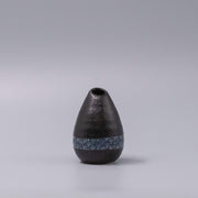 Vase Pinecone 10H Black Wave Design V637-C0999C