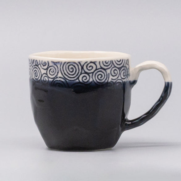 Mug in a Gift Box 260ml Navy Spiral Band Glaze V637-C1106